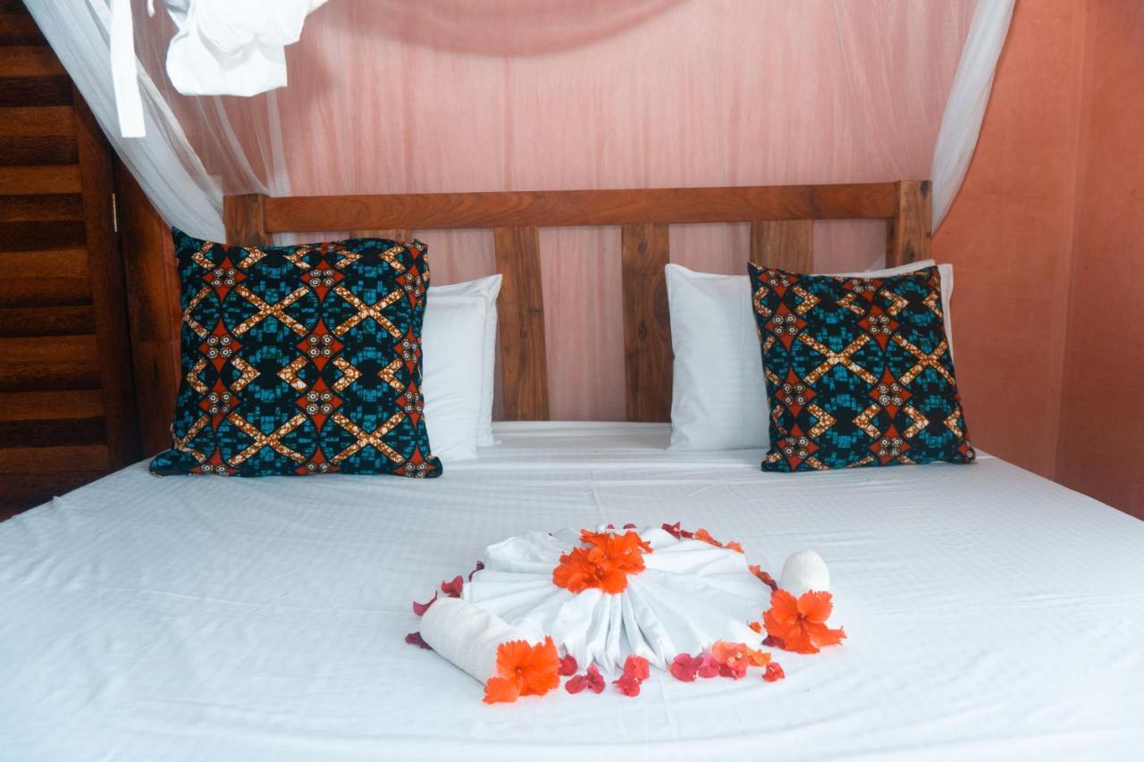 Kusini beach bungalows Kizimkazi Bagian luar foto